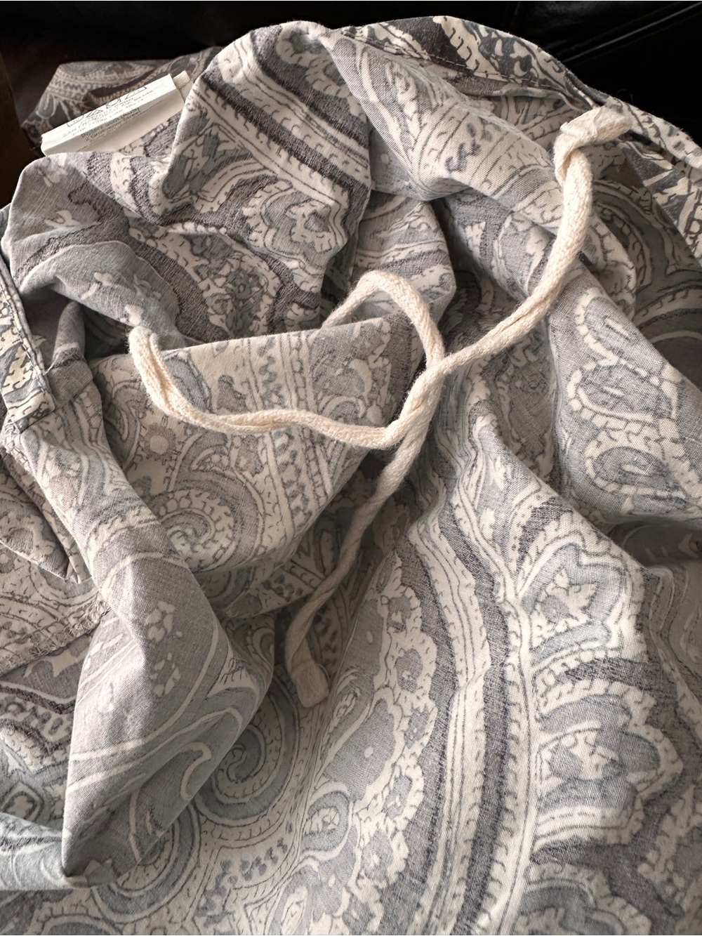 Pottery Barn Beale King Duvet & Pillow Shams Blue Gray Paisley Standard 20 X 26 - Picture 4 of 10